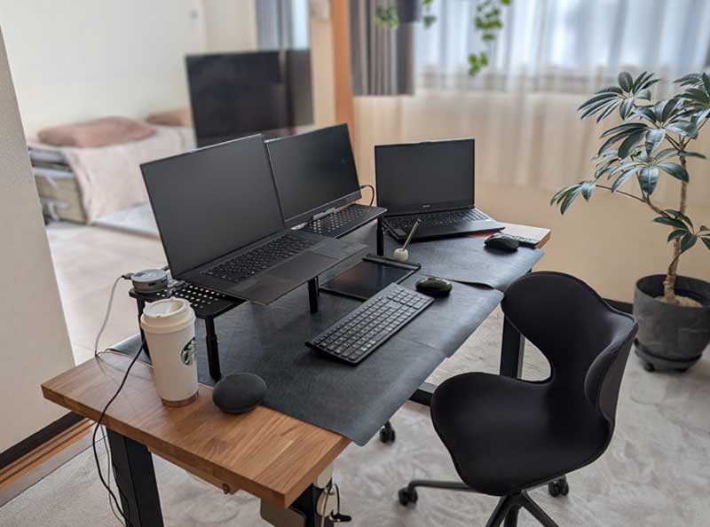 狭い部屋でも快適な在宅ワーク